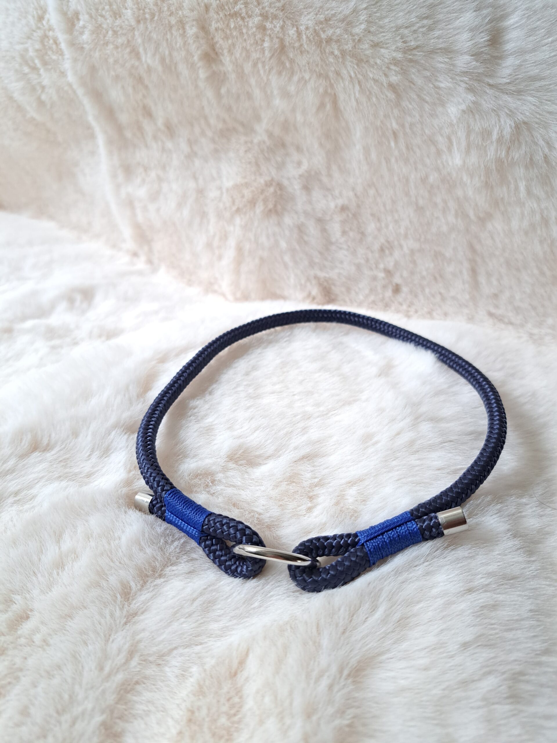 ID bandje donker blauw